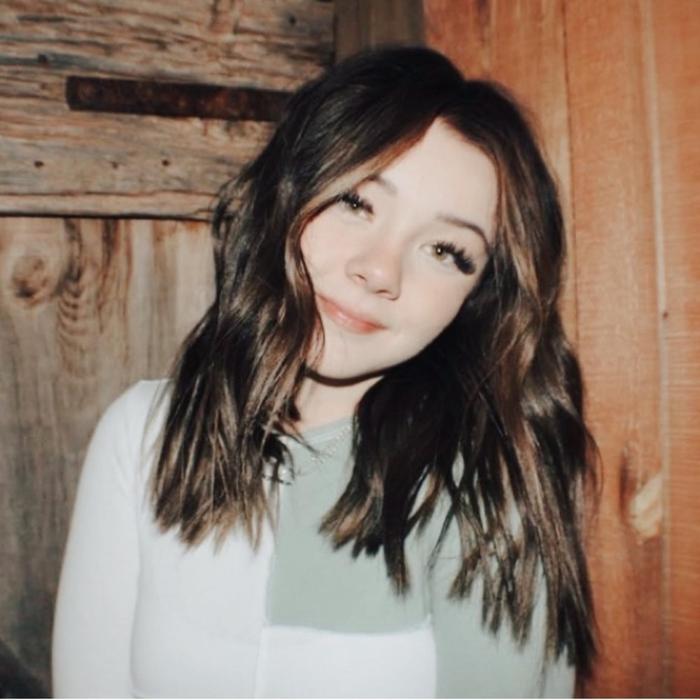 Meet your Posher, Rayni